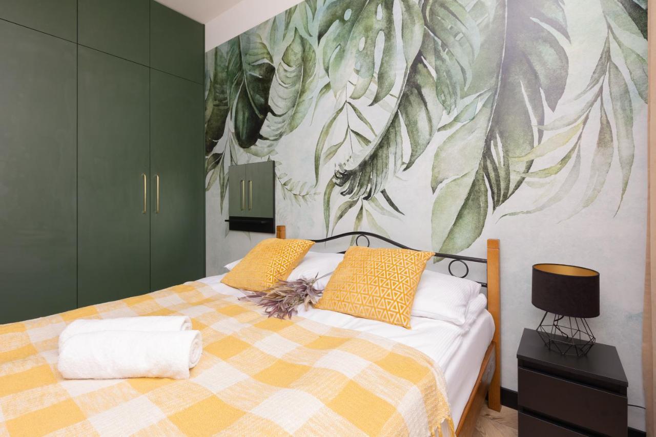 Home Factory Estate Praga Kotsisa By Noclegi Renters Varşova Dış mekan fotoğraf