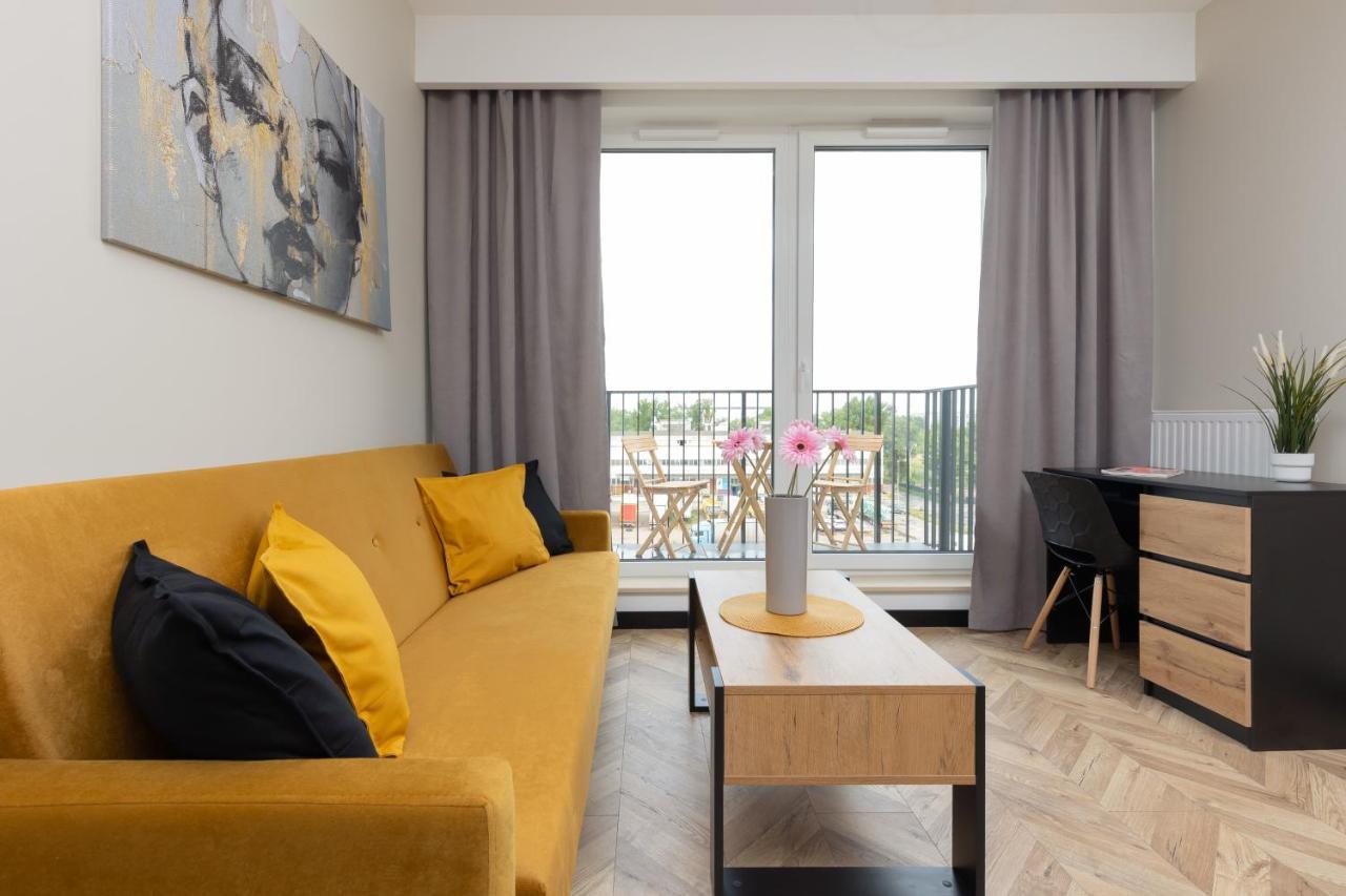 Home Factory Estate Praga Kotsisa By Noclegi Renters Varşova Dış mekan fotoğraf
