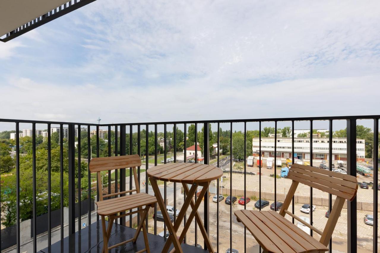 Home Factory Estate Praga Kotsisa By Noclegi Renters Varşova Dış mekan fotoğraf